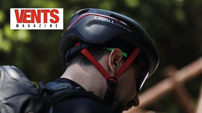 Smartest lighting helmet LIVALL EVO21 on top lists for holiday gifts this year